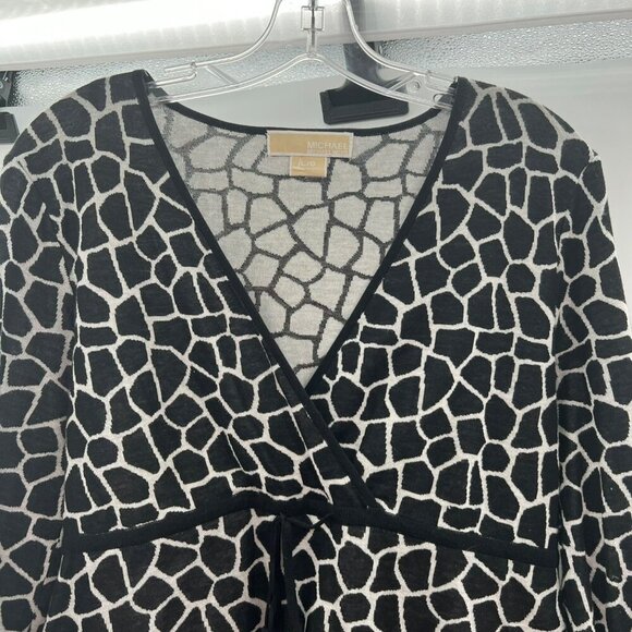 Michael Kors V-Neck Top Black/White Print Long Sleeve Women's Size Large - Picture 2 of 9